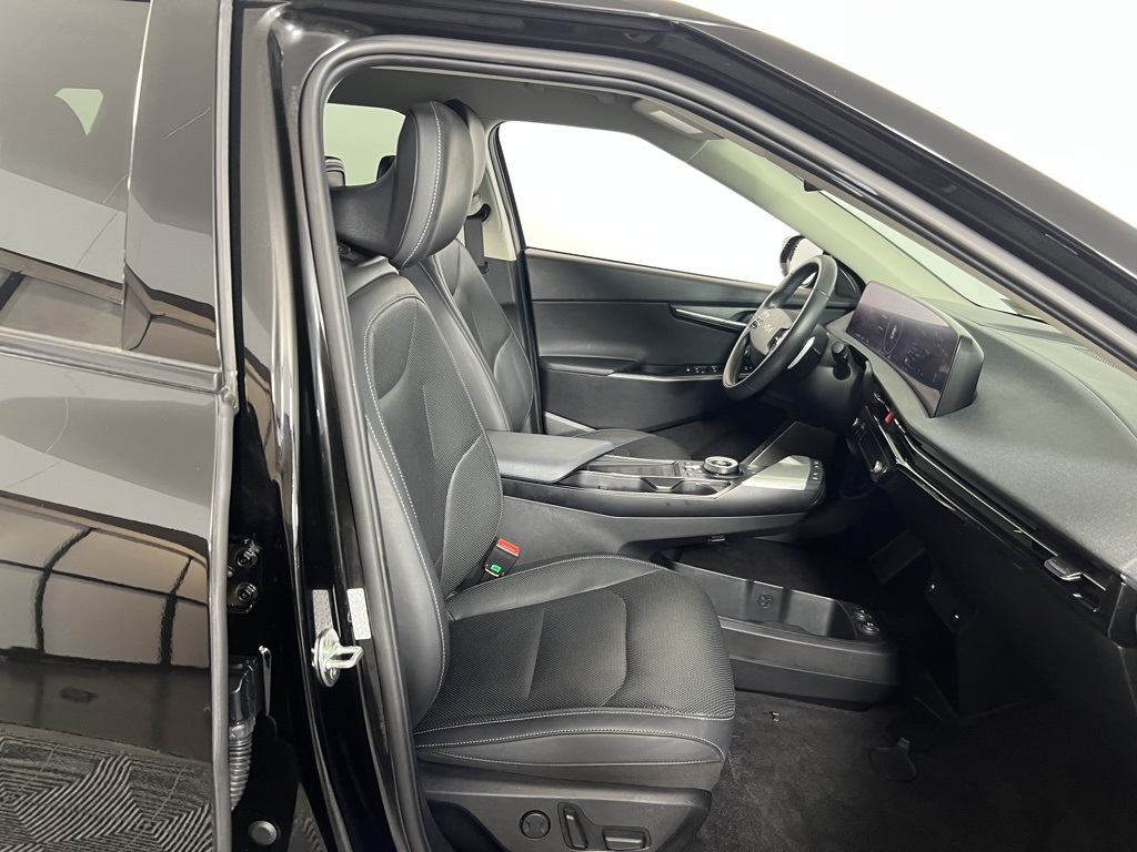 2022 Kia EV6 Light Wind GT-Line photo 26
