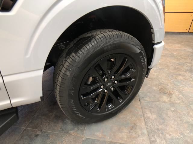 2025 Ford F-150 XLT photo 6