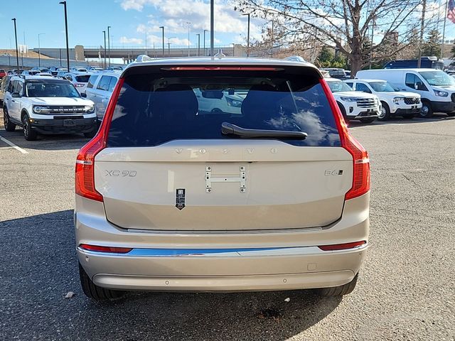 2025 Volvo XC90 Core photo 4