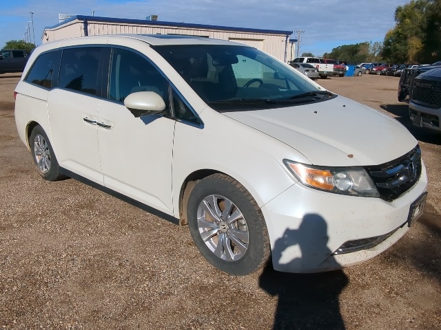 2015 Honda Odyssey EX-L photo 2