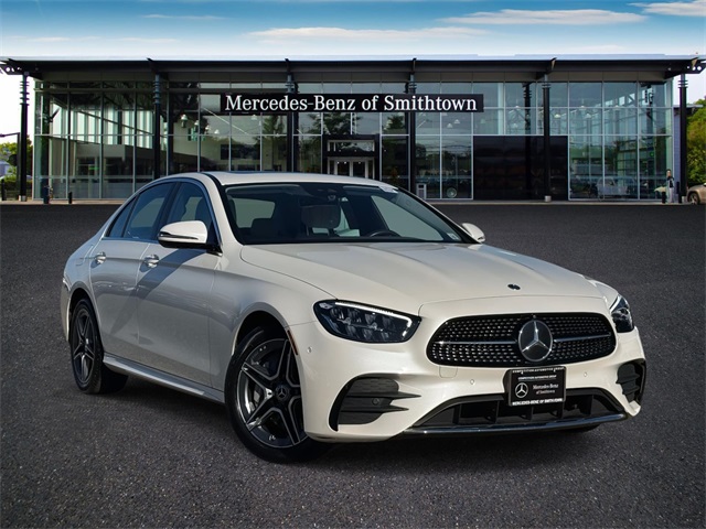 2022 Mercedes-Benz E-Class E350's photo