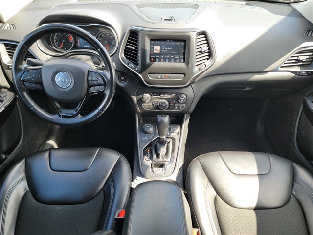 2020 Jeep Cherokee Altitude photo 21