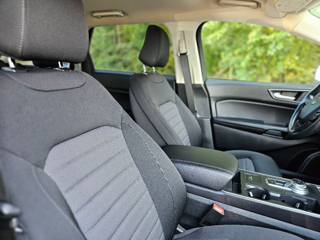 2023 Ford Edge SE photo 10
