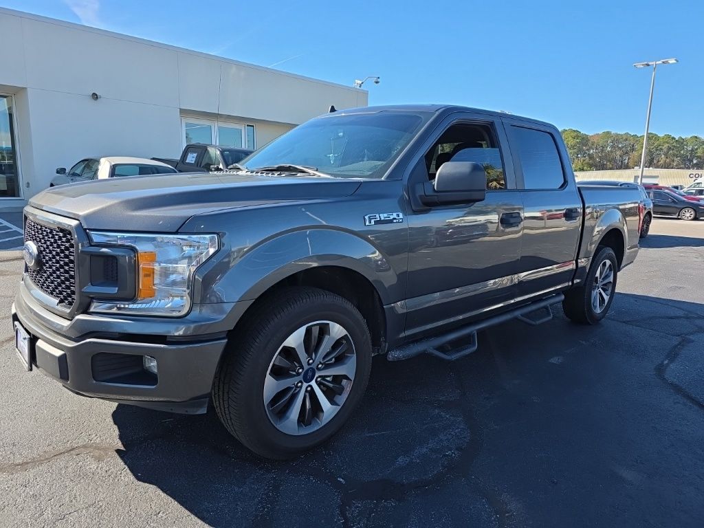 2020 Ford F-150 XL's photo