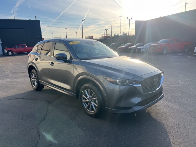 2025 Mazda CX-5 Preferred's photo