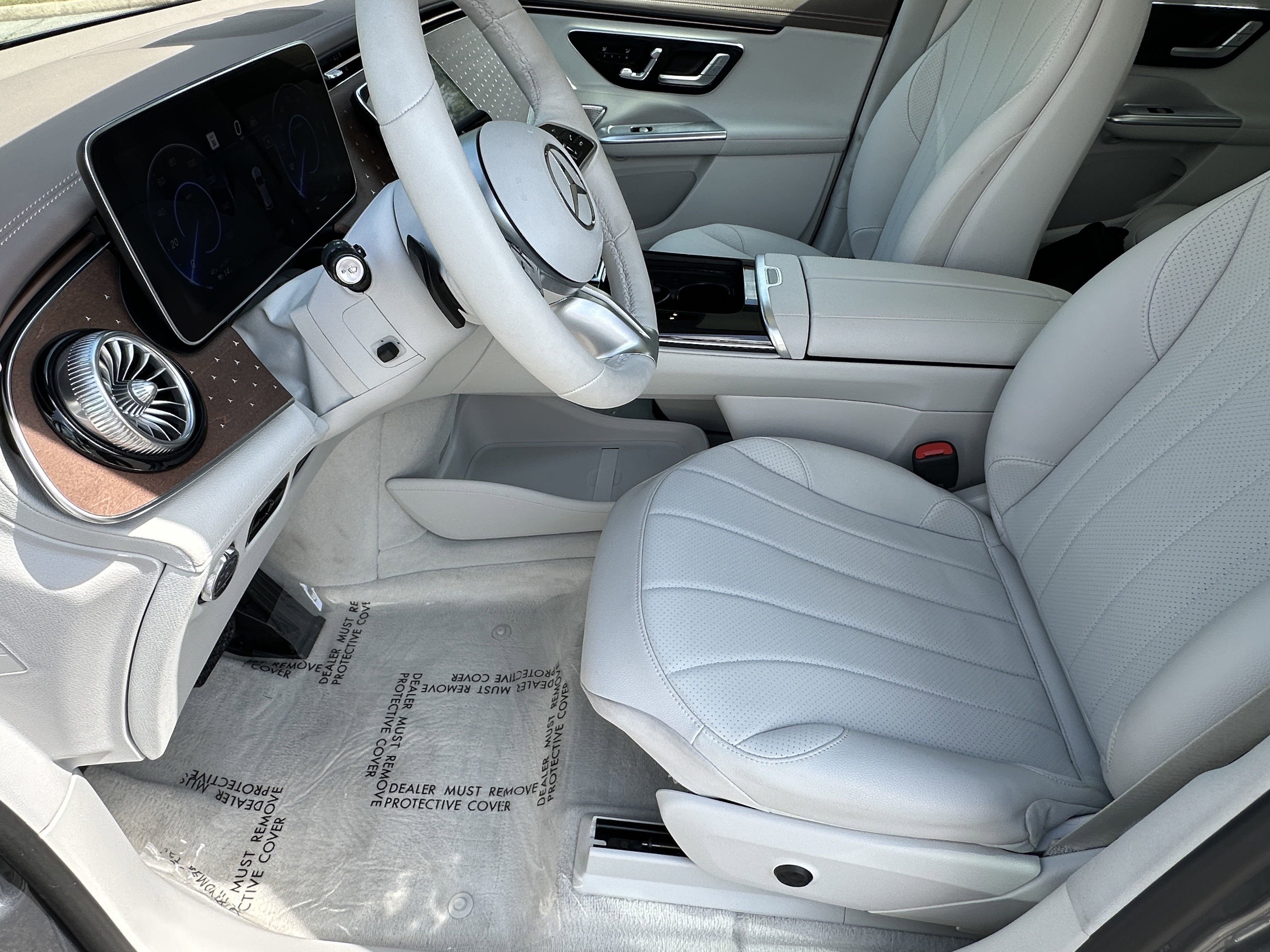 2024 Mercedes Benz EQE SUV 350 4MATIC photo 2