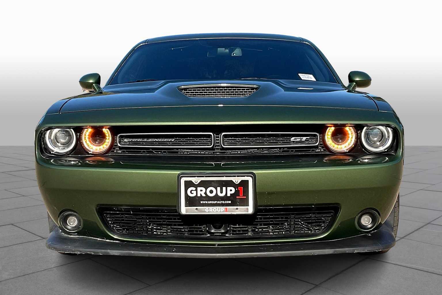 2023 Dodge Challenger GT photo 3