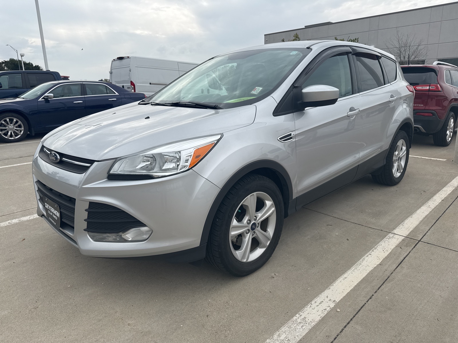 2016 Ford Escape SE photo 2