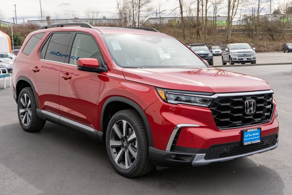 2025 Honda Pilot Touring photo 3
