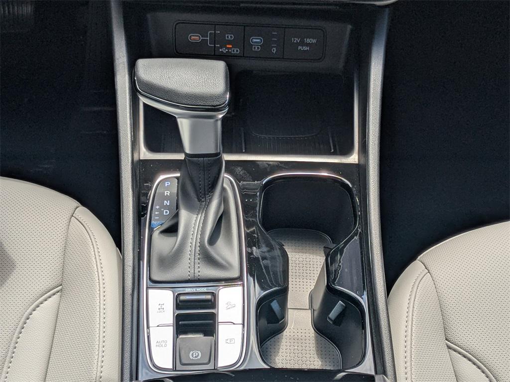2025 Hyundai Santa Cruz SEL Activity photo 15