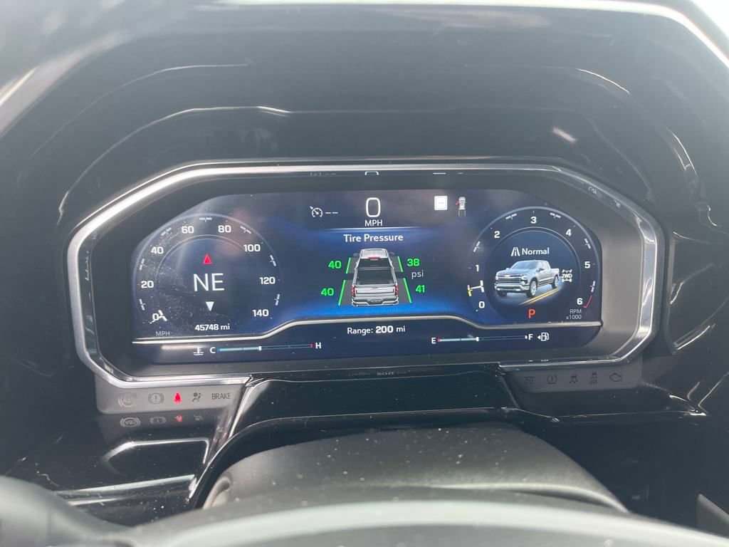 2023 Chevrolet Silverado 1500 RST photo 9