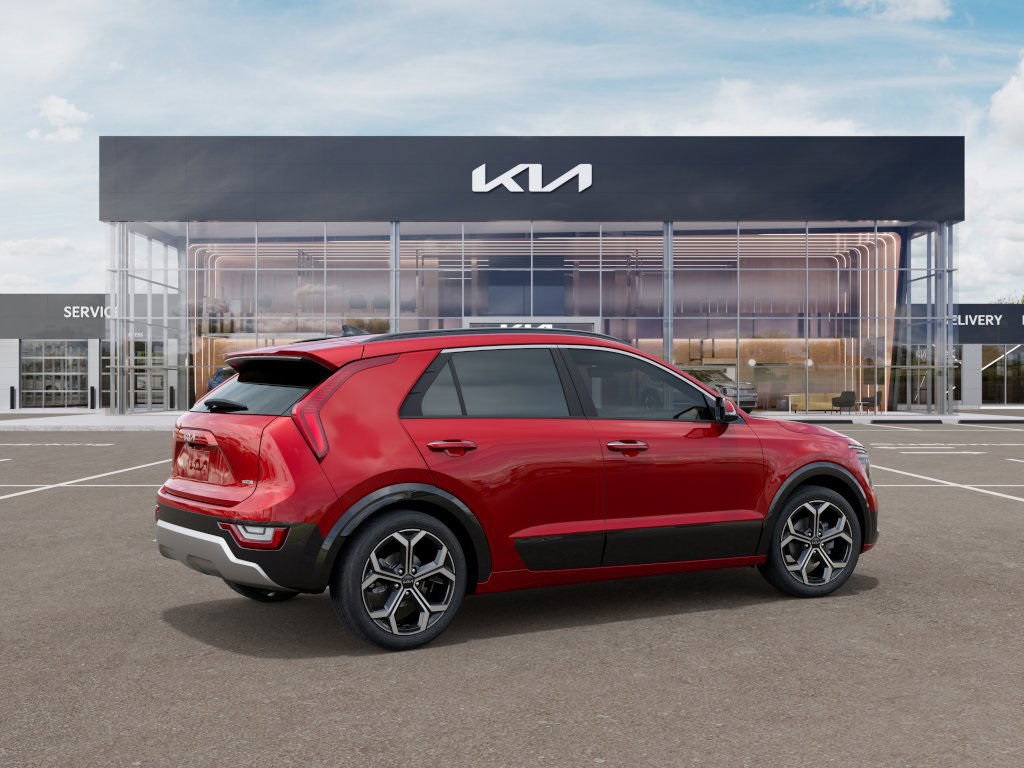 2024 Kia Niro Plug-In Hybrid SX photo 6