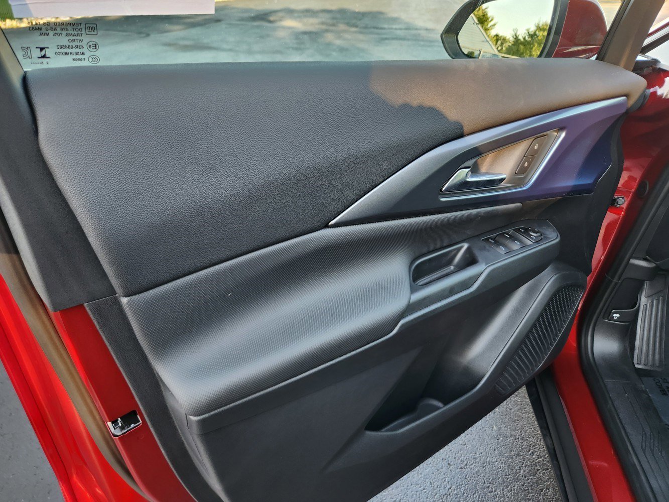 2026 Chevrolet Equinox EV 1LT photo 21