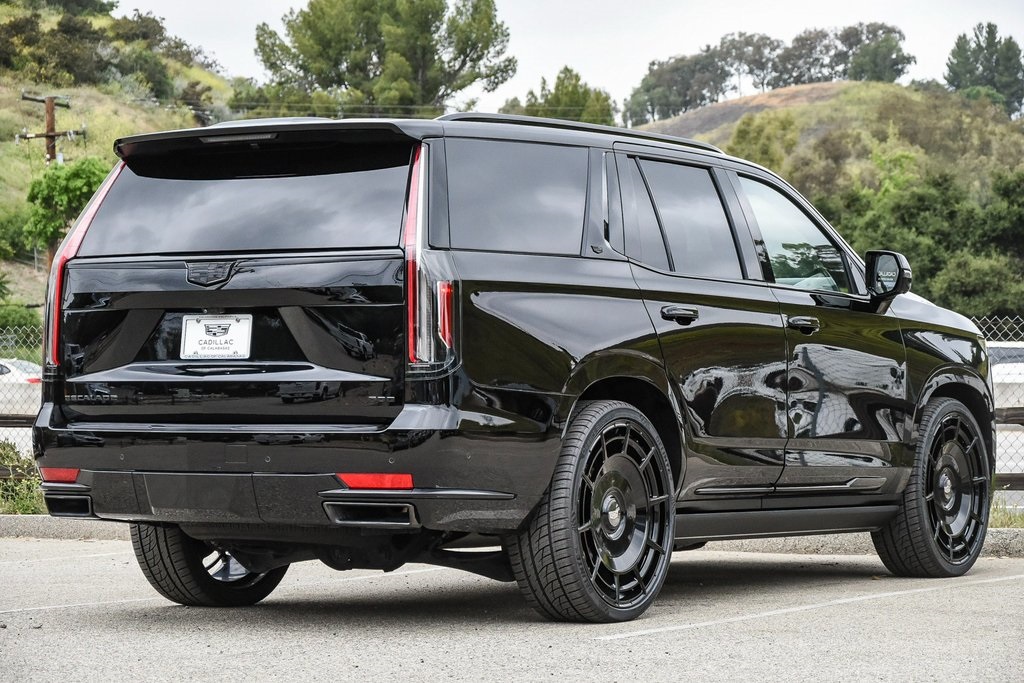 PreOwned 2023 Cadillac Escalade Sport Platinum 4D Sport Utility in