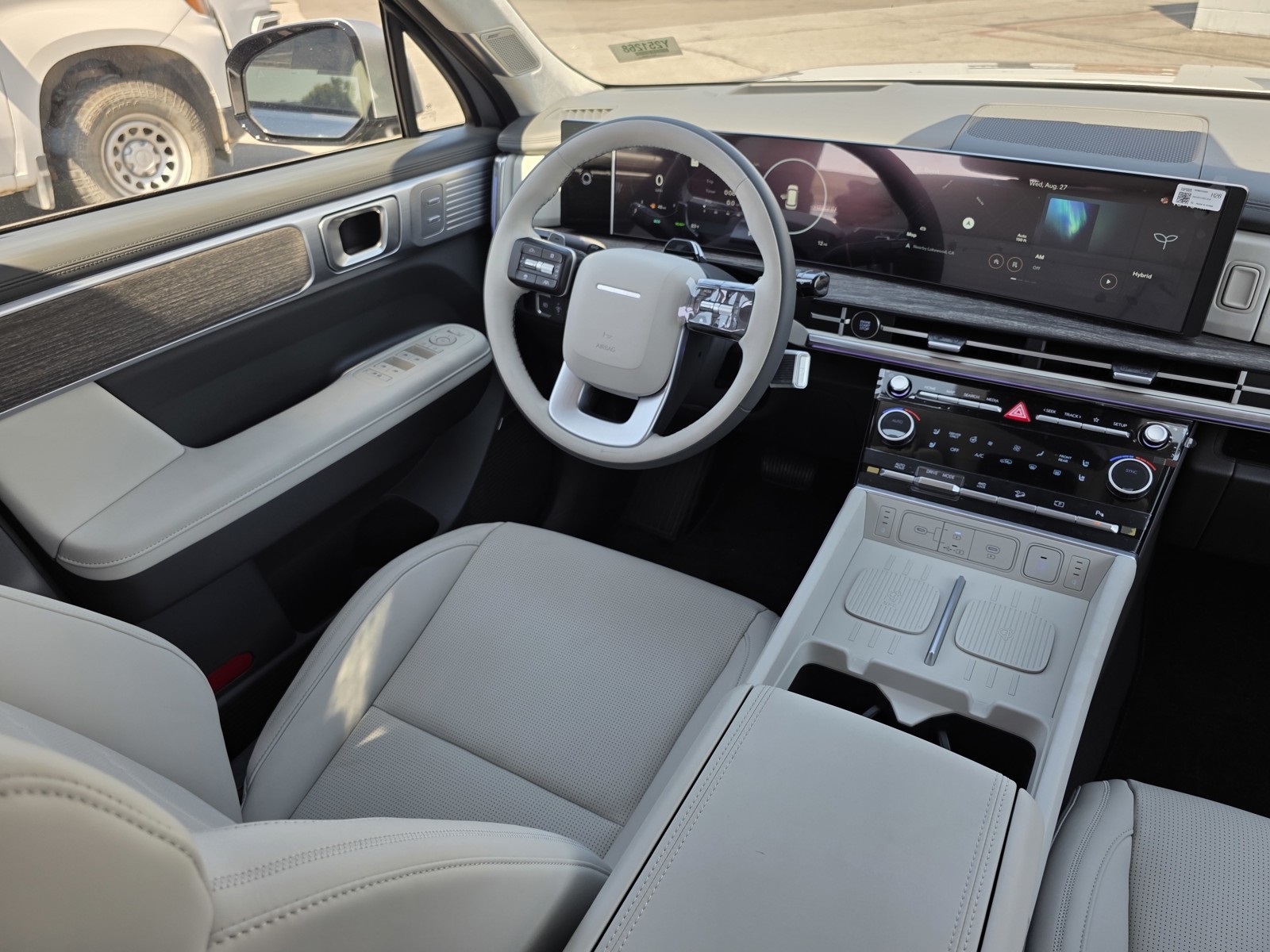 2025 Hyundai Santa Fe Calligraphy photo 18