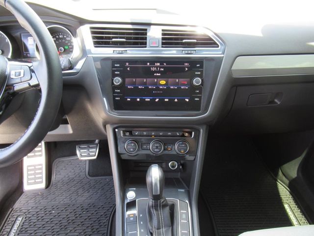 2021 Volkswagen Tiguan SE R-Line Black photo 20