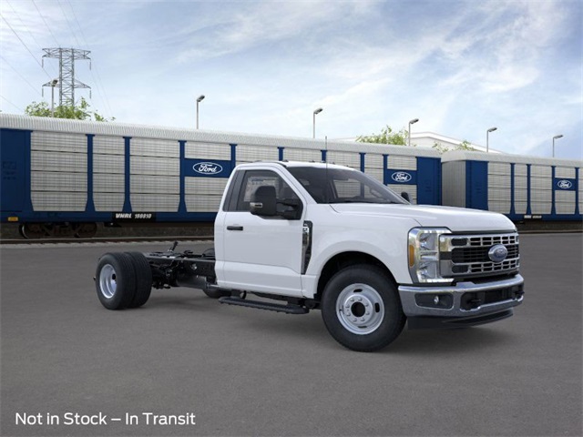 2026 Ford F-350 photo 5