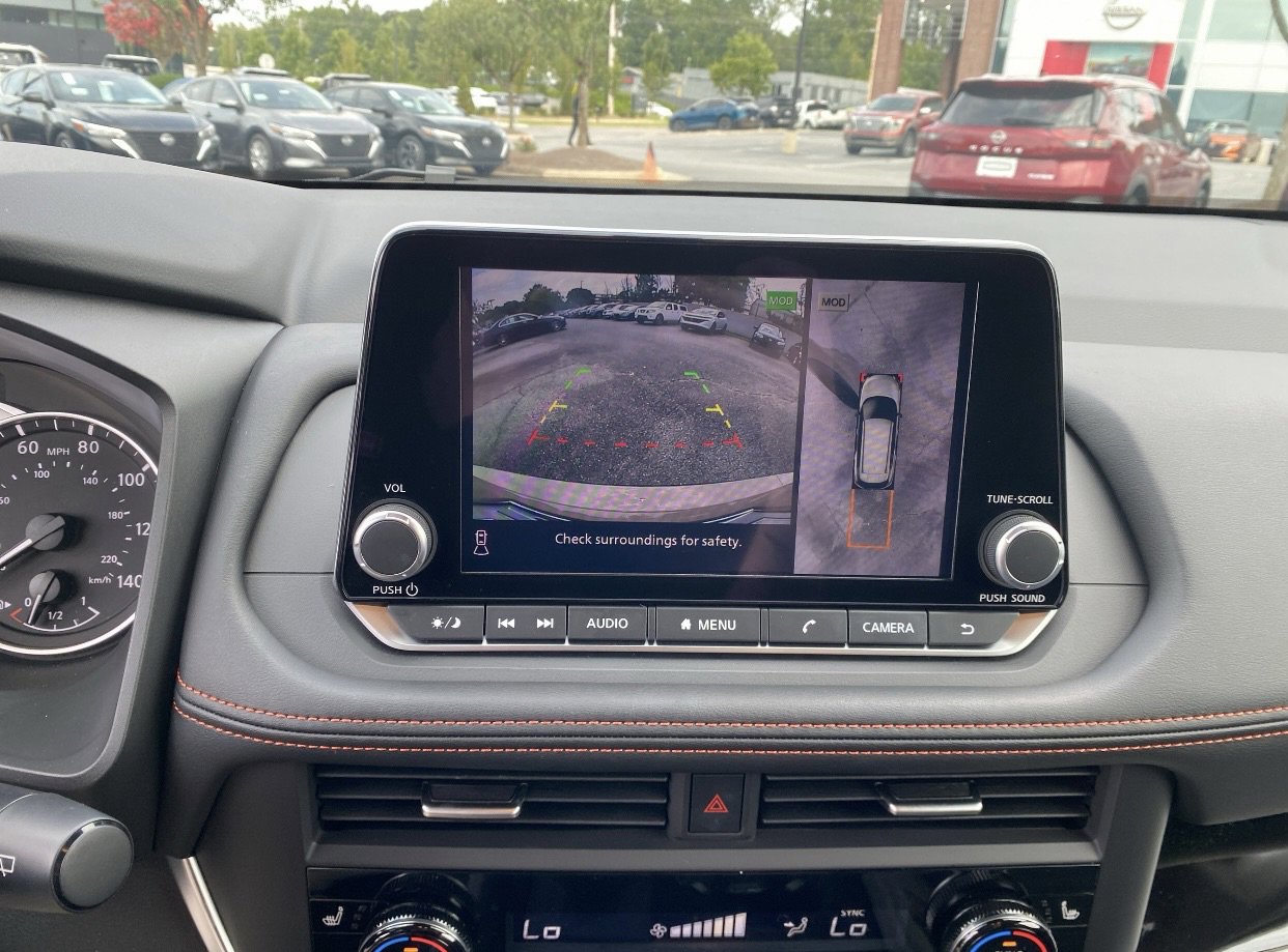 2025 Nissan Rogue SV photo 10