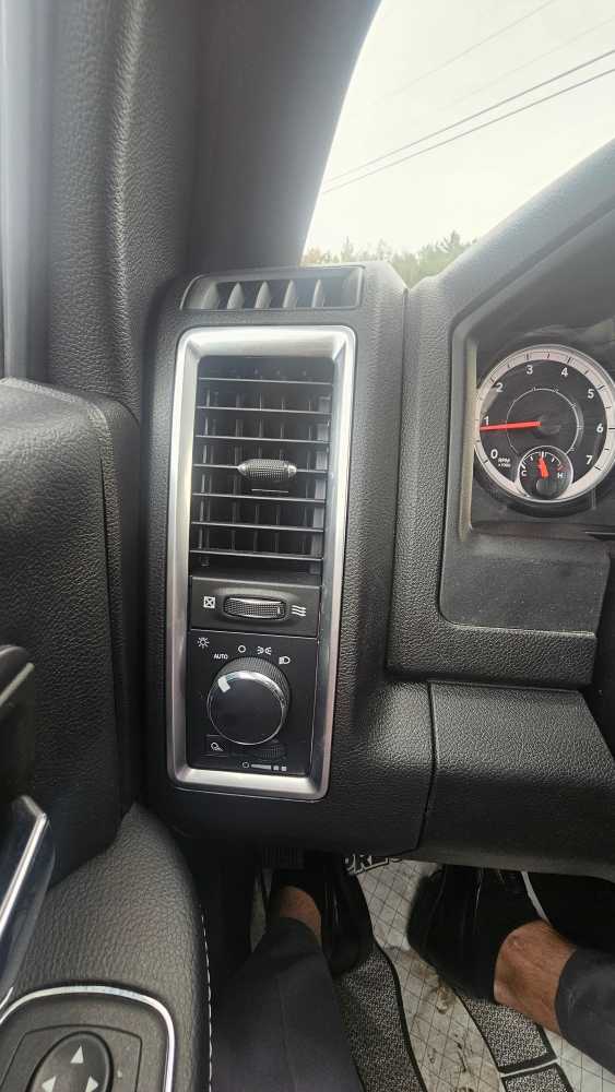 2022 Ram 1500 Classic Warlock photo 15