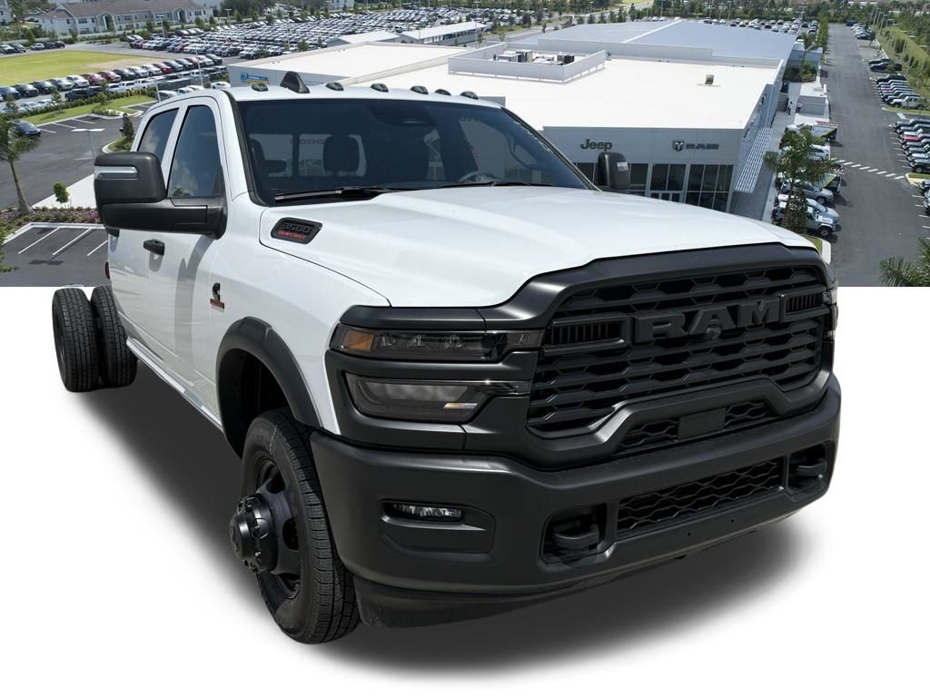 2025 Ram 3500 Tradesman photo 2