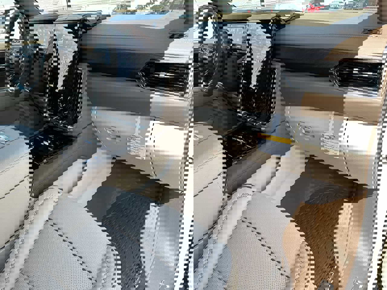 2025 Gmc Yukon AT4 Ultimate photo 28