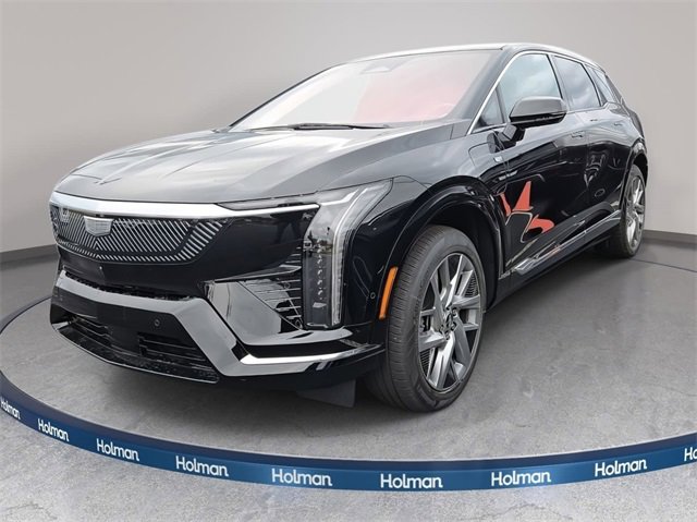 2026 Cadillac OPTIQ Luxury's photo