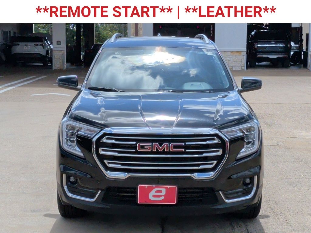 2023 Gmc Terrain SLT photo 2