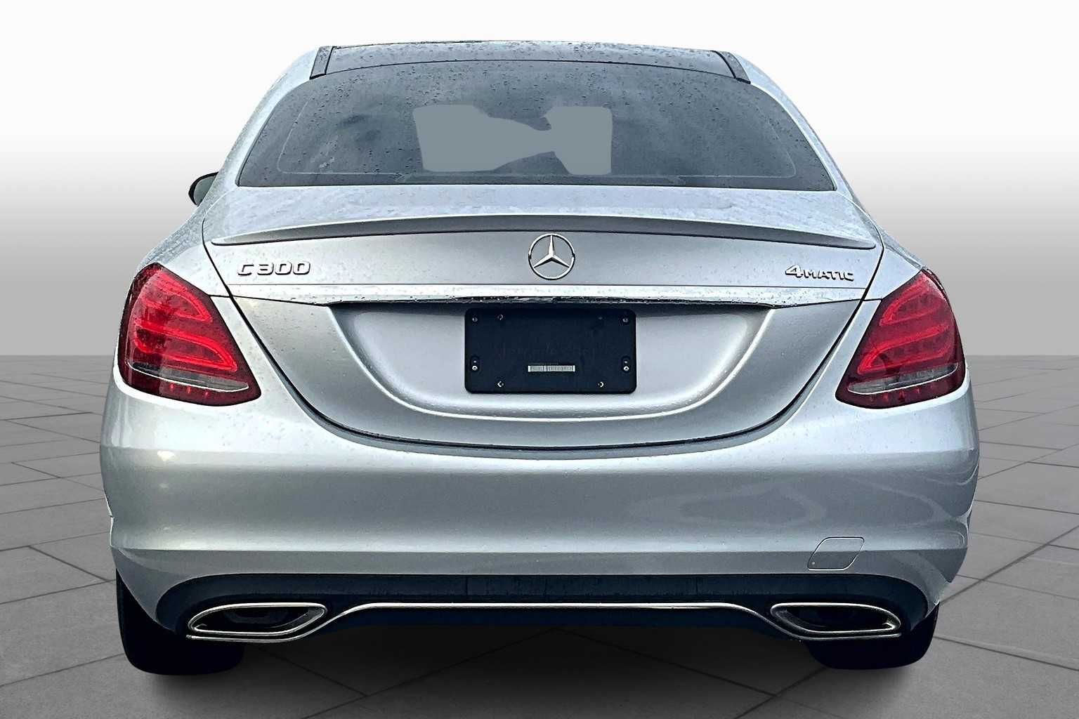 2018 Mercedes Benz C 300 4MATIC photo 4