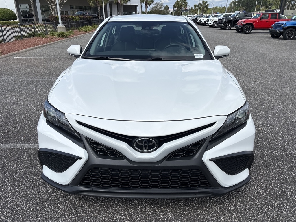 2023 Toyota Camry SE photo 8