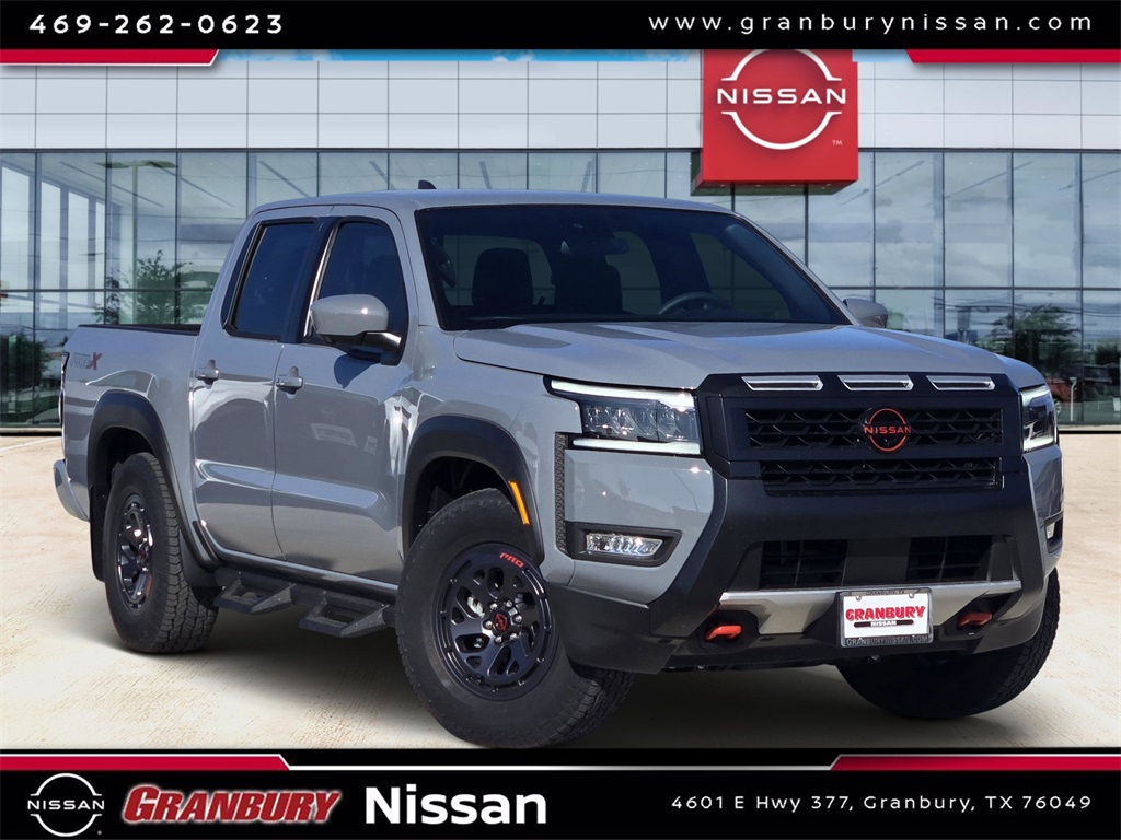 2026 Nissan Frontier PRO-X's photo