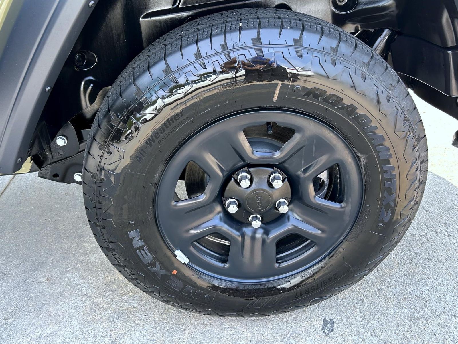 2025 Jeep Wrangler Sport photo 19