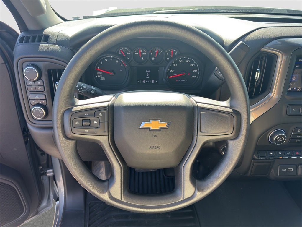 2025 Chevrolet Silverado 1500 Custom photo 10