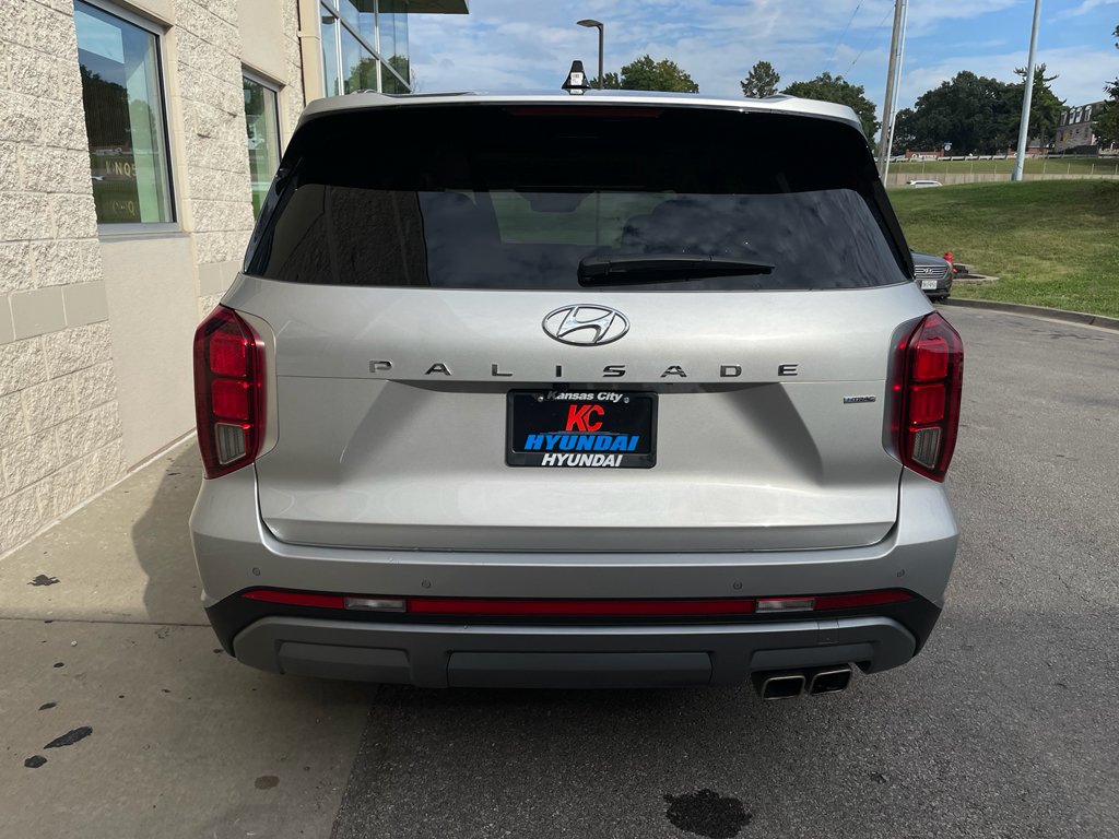 2025 Hyundai Palisade Limited photo 3