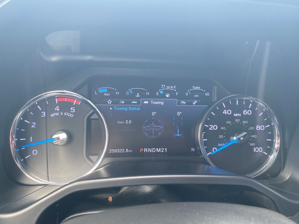 2017 Ford F-250 Lariat photo 20