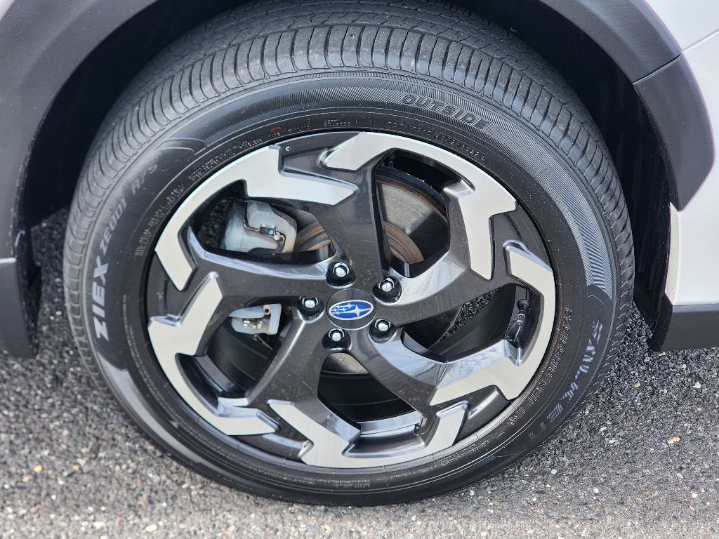2023 Subaru Crosstrek Limited photo 4
