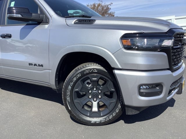 2025 Ram 1500 Big Horn Lone Star photo 3