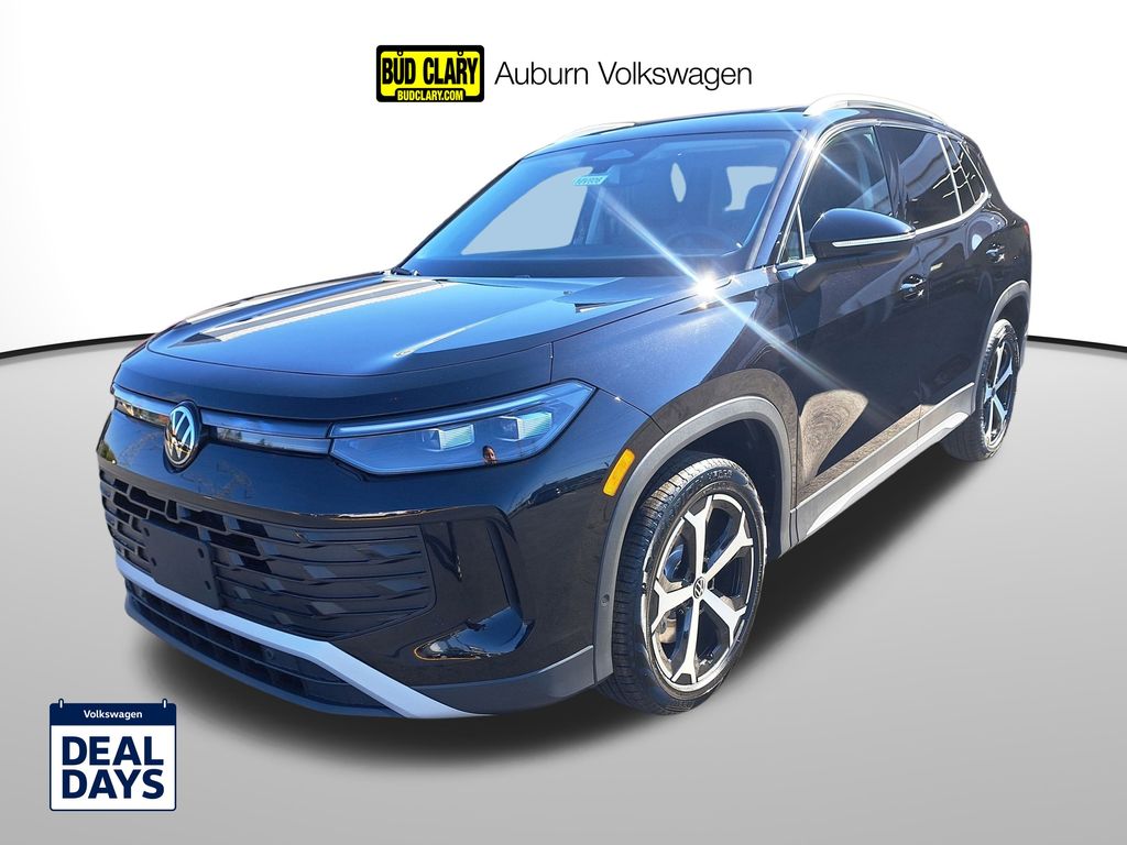 2025 Volkswagen Tiguan SE's photo