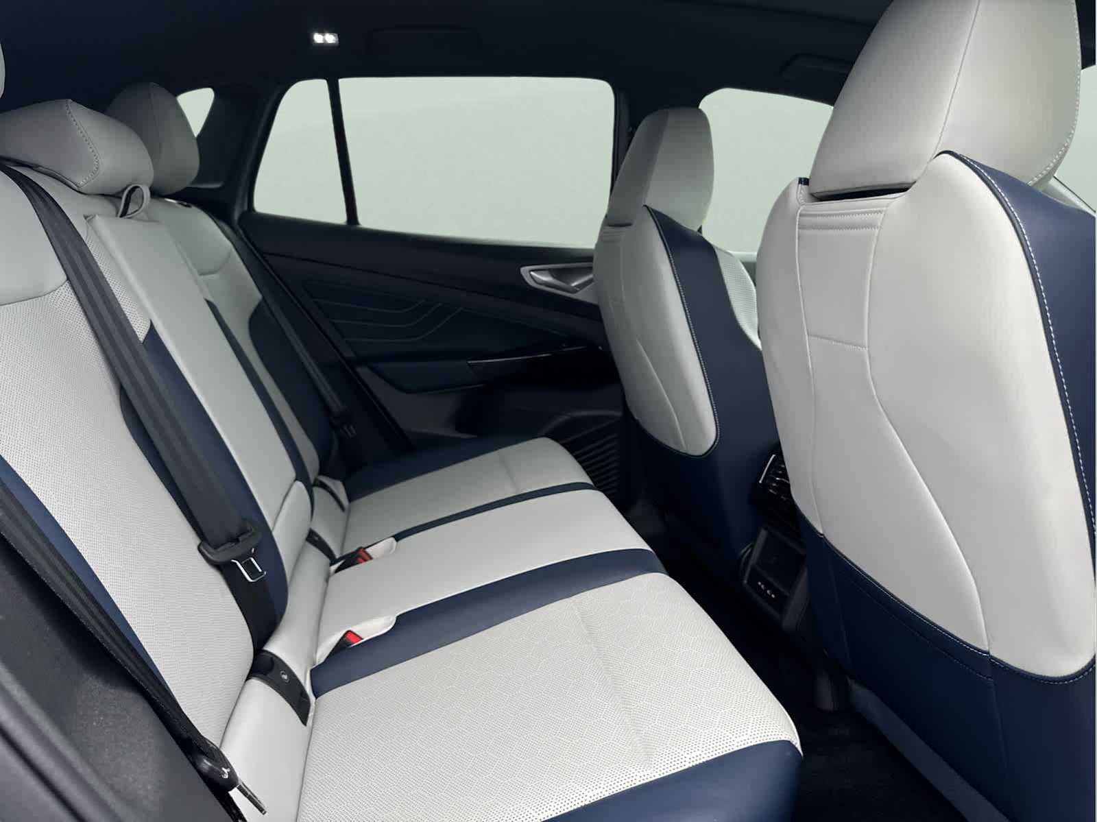 2025 Volkswagen ID.4 Pro S photo 36