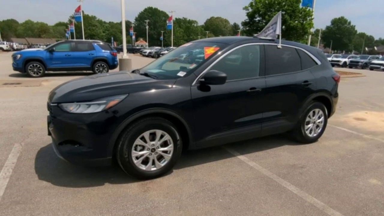 2024 Ford Escape Active photo 3