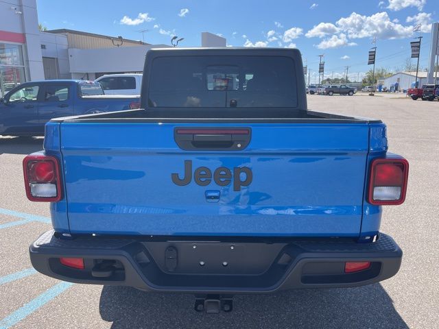 2023 Jeep Gladiator Sport photo 5