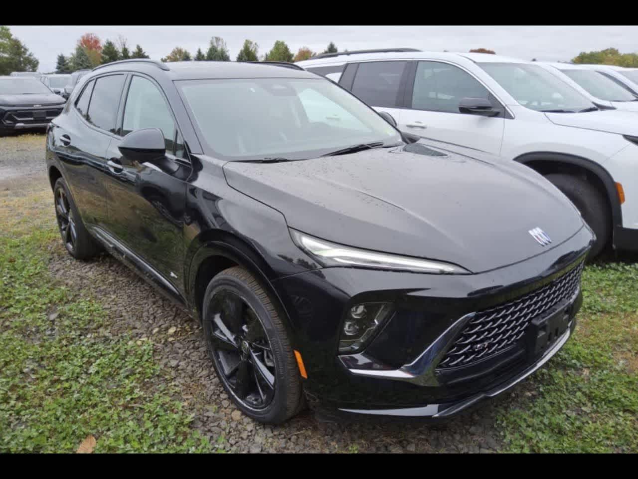 2025 Buick Envision Sport Touring's photo