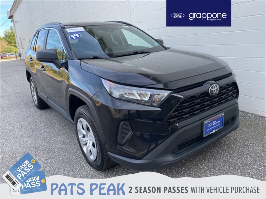 2019 Toyota RAV4 LE