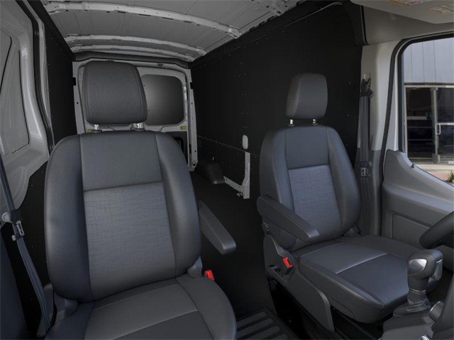 2025 Ford Transit photo 6