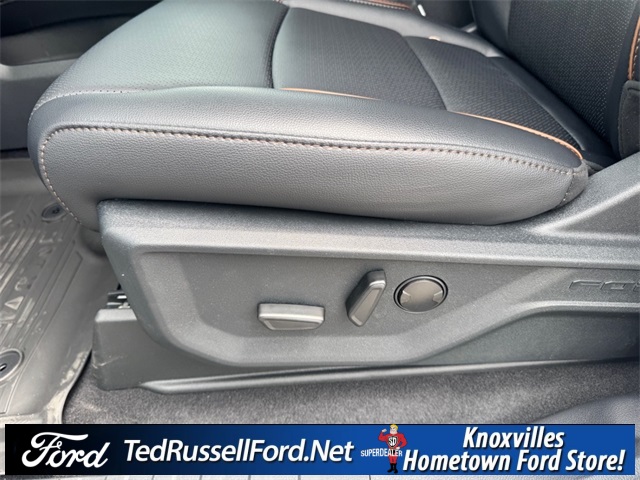 2025 Ford F-150 Lariat photo 12