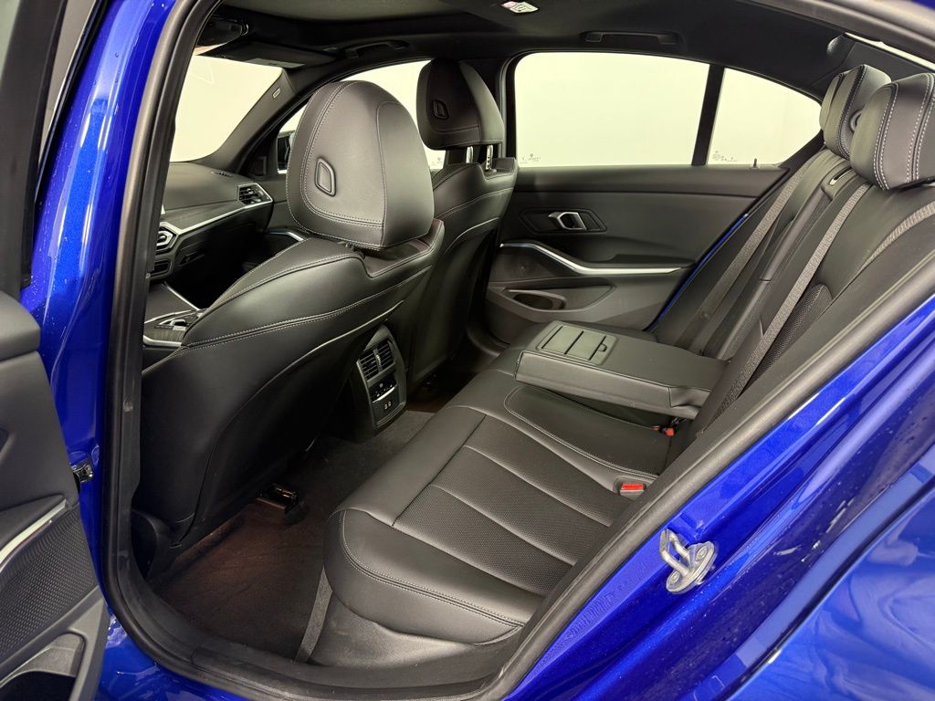 2024 Bmw 330e xDrive photo 23