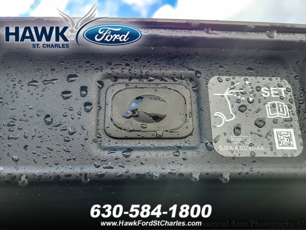 2025 FORD MUSTANG MACH-E - Image 18