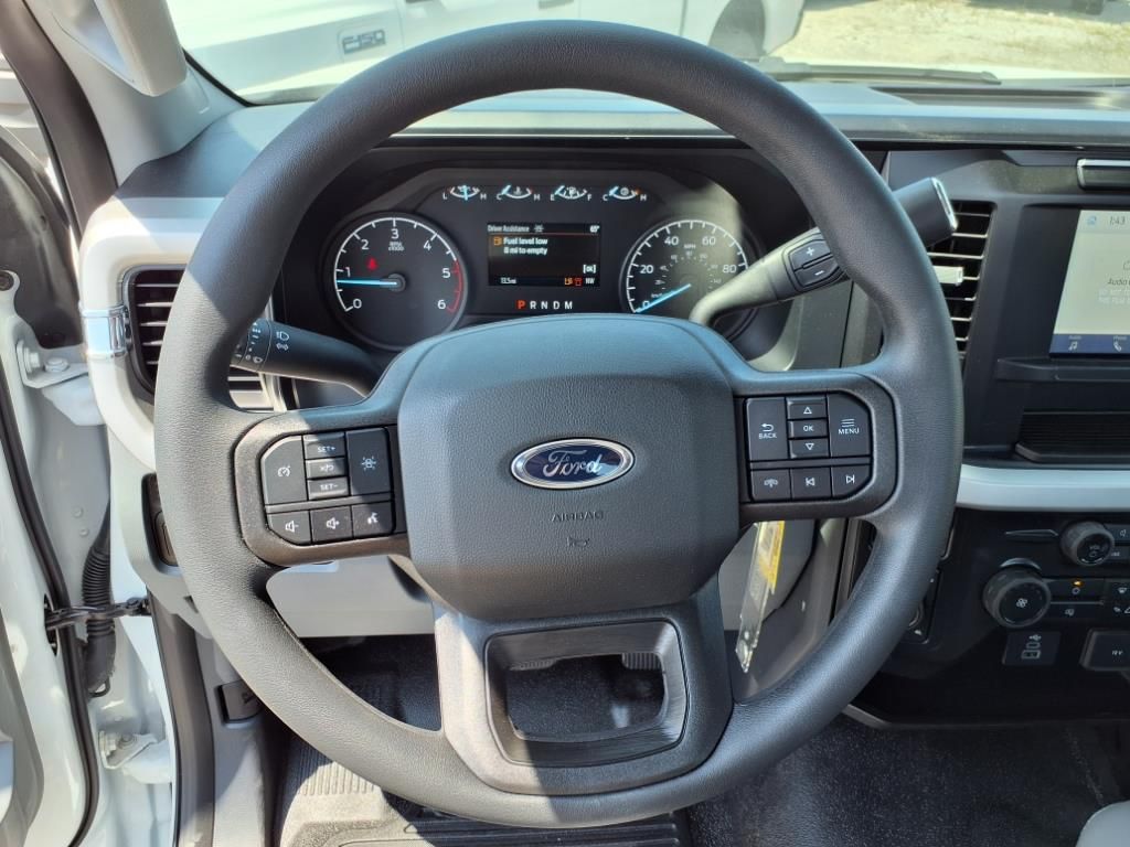 2024 Ford F-450 XL photo 5
