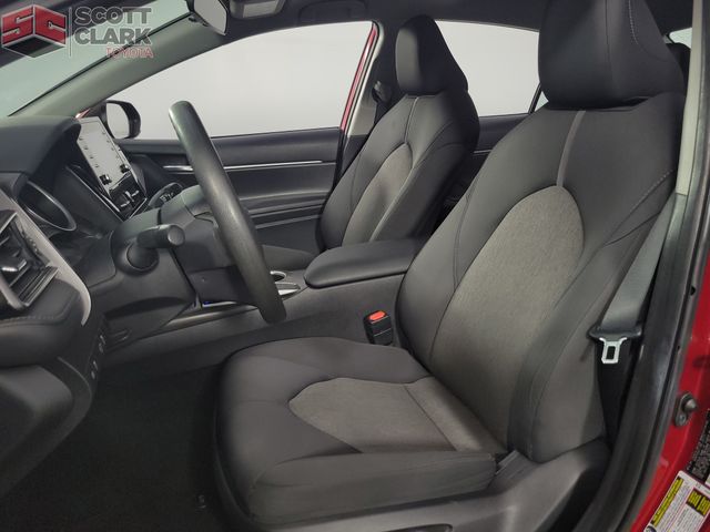 2021 Toyota Camry LE photo 11