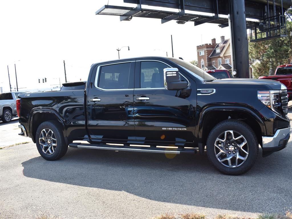 2026 Gmc Sierra 1500 SLT photo 2