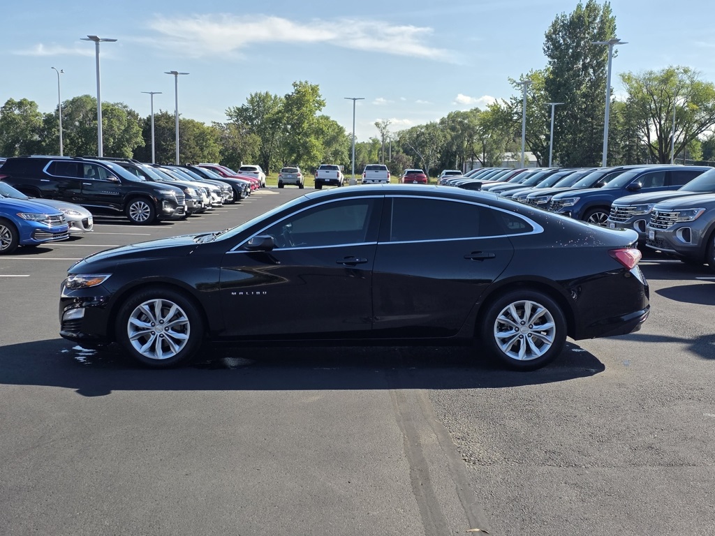 Used 2020 Chevrolet Malibu 1LT with VIN 1G1ZD5ST0LF034224 for sale in St. Cloud, Minnesota